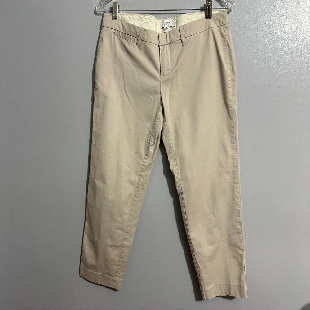 Crown & Ivy ladies khaki pants size 6